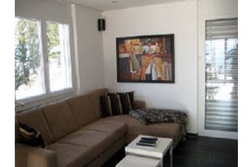 Suiza Chata Luzein, Exterior